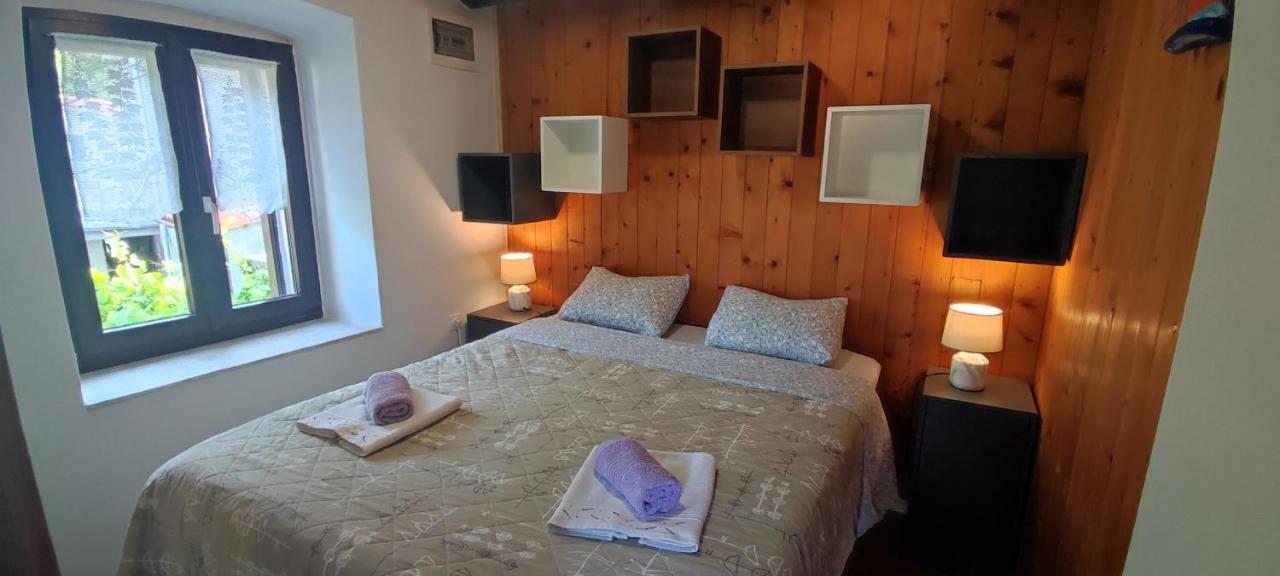 Apartment Desanti Valun Ngoại thất bức ảnh