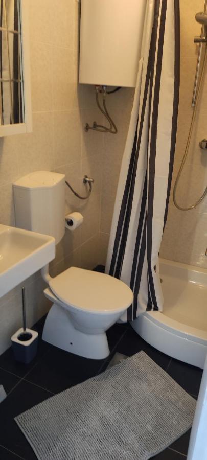 Apartment Desanti Valun Ngoại thất bức ảnh